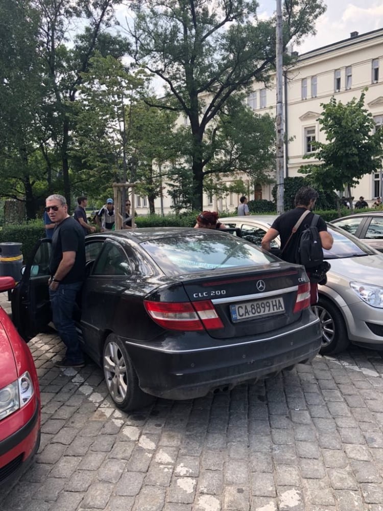 Беновска: Вицепремиер Симеонов, президент Радев, председател на БСП Нинова защо  заразявате България с „чумата“ на грандомания и раздор?