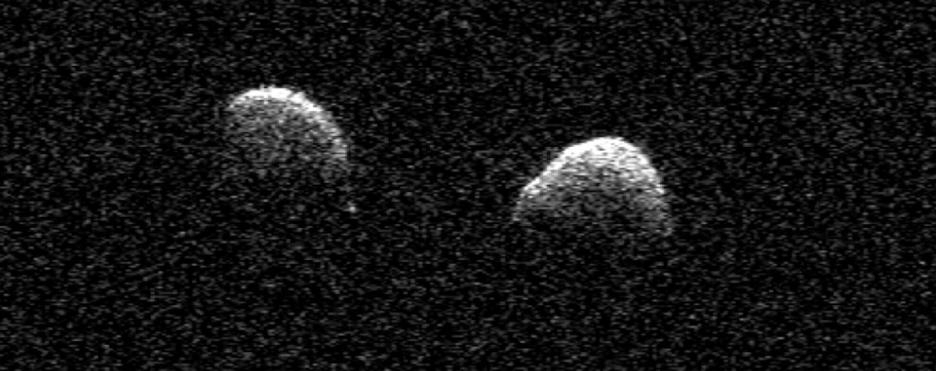 Астероид, открит през изминалата година, се оказа нещо далеч по-интересно (ВИДЕО)