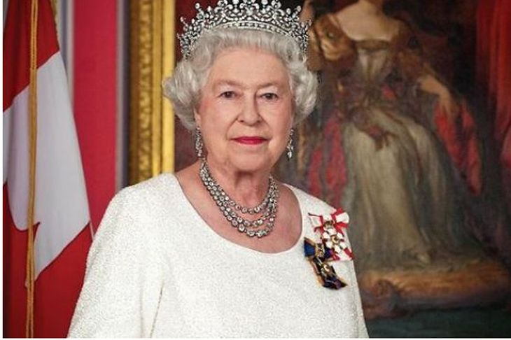 Разкритие! Кралица Елизабет Втора е получила от недвижими имоти над 26 млн. долара