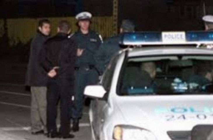 Нощен щурм на криминалисти! Арест пред къщата на най-стария наркодилър в Благоевград Киро - Уята