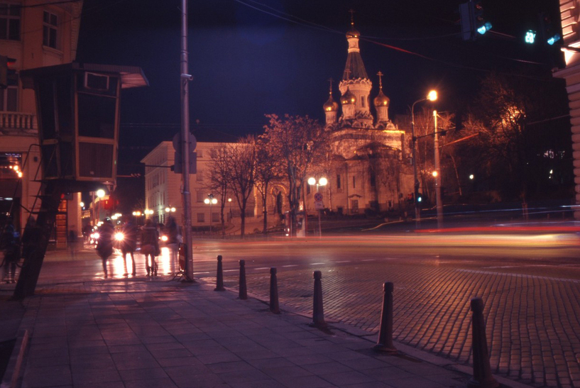 За кого ще важи нощният абонамент за паркиране в София