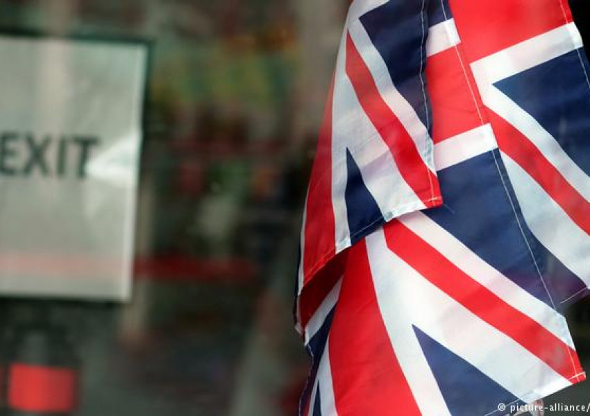 Дойче веле: Липса на сделка за "Брекзит" - пълна катастрофа за Великобритания