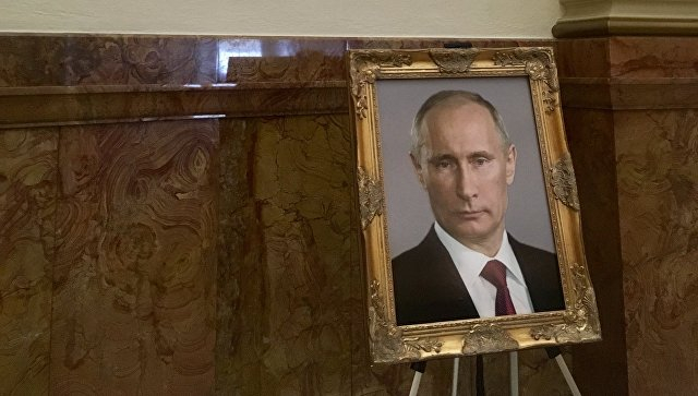 В капитолия на Колорадо вместо портрет на Тръмп окачили фотография на Путин (СНИМКА)