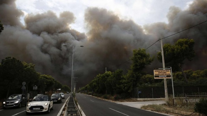 Извънредно от Гърция! Първи белезници заради ужасяващите пожари
