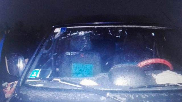 Вижте разстреляния автомобил на убитите в ЦАР руски журналисти (СНИМКИ)
