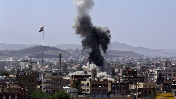  Серия от експлозии в йеменския град Ходейда отнеха живота на 55 цивилни