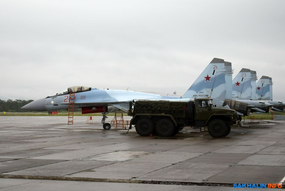 Руски изтребители Су-35С застъпили на опитно бойно дежурство на курилския остров Итуруп