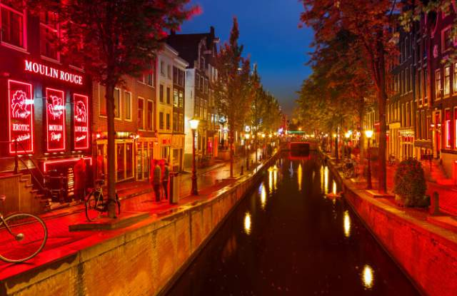 Планирате пътуване до Амстердам? Тогава тази важна информация е за вас 