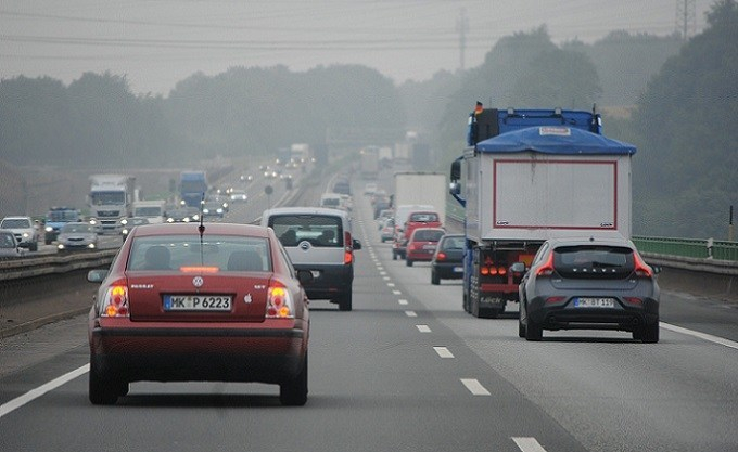 Германия рухва: Страната на аутобаните губи 60 милиарда евро заради лошата пътна инфраструктура