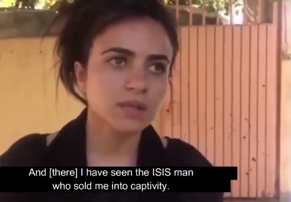 Бежанка срещна своя мъчител от ИДИЛ в Щутгарт, германската полиция се оказа безсилна и тя избяга на по-сигурно в Ирак (ВИДЕО)