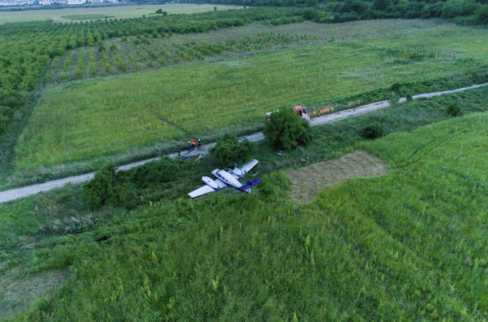 Появиха се подробности за пострадалите при инцидента с частния самолет, който се разби край Шумен (СНИМКИ)