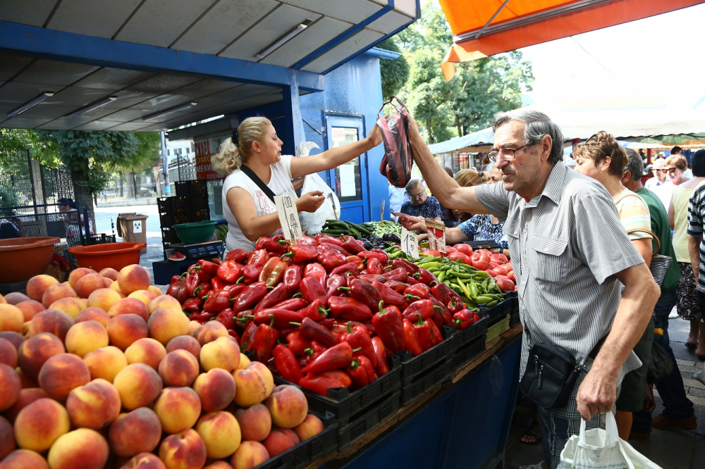 Не е за вярване! Заливат пазара с плодове и зеленчуци от Молдова 