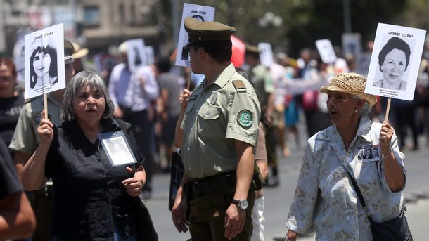 Чили ще конфискува авоари на стойност 1,6 млн долара на покойния диктатор Пиночет