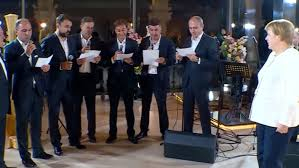 Меркел изпя с грузински хор своята любима песен (ВИДЕО)