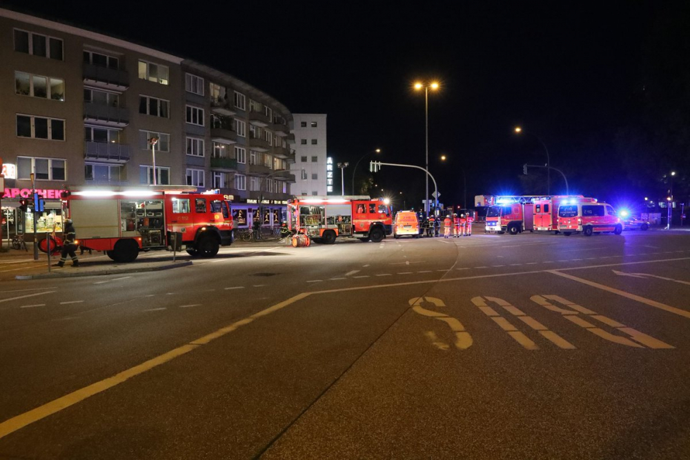 Блокираха улици в Хамбург заради предполагаема бомба (СНИМКИ)