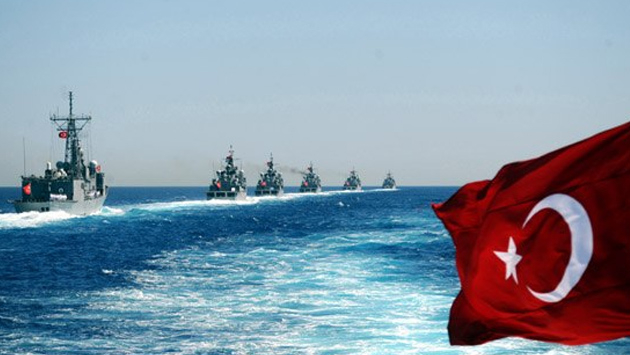 Турция изпрати подкрепления и приведе в пълна бойна готовност военния си флот край бреговете на Сирия