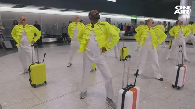 Уникално! Ето как служители на летище "Хийтроу" отпразнуваха рождения ден на Фреди Меркюри (ВИДЕО)
