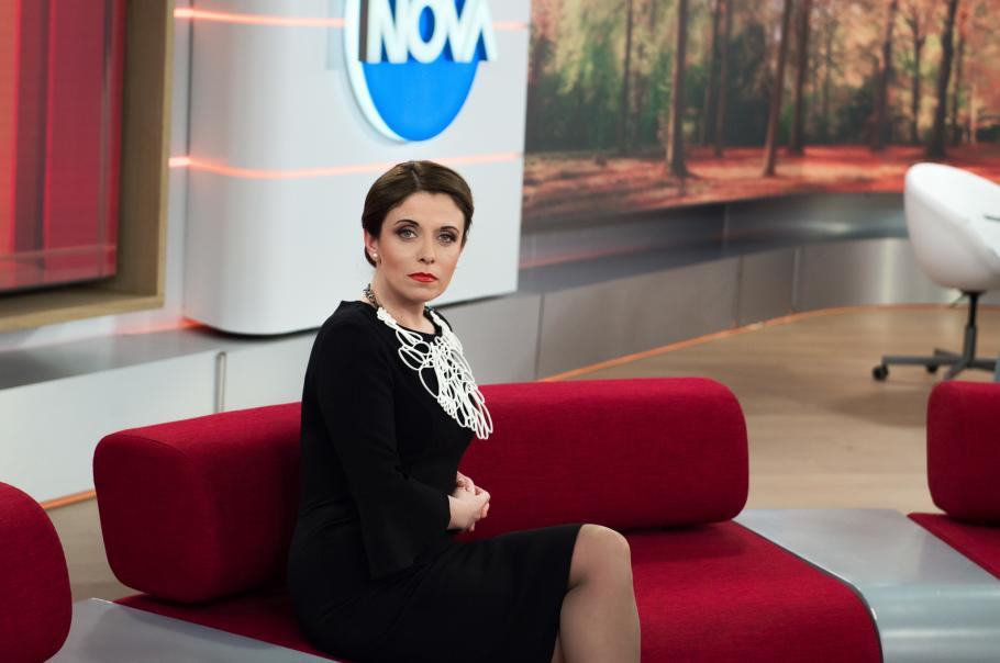 Нова рокада в Нова телевизия! Мира Иванова аут от ефир, начело на "Събуди се" застава красивата... (СНИМКИ)