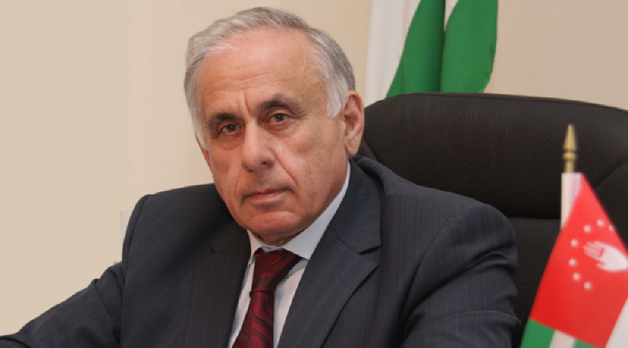Министър-председателят на Абхазия е загинал в катастрофа