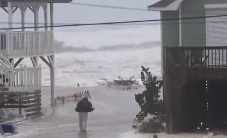 Ураганът „Флорънс“ взе първите си жертви в Северна Каролина
