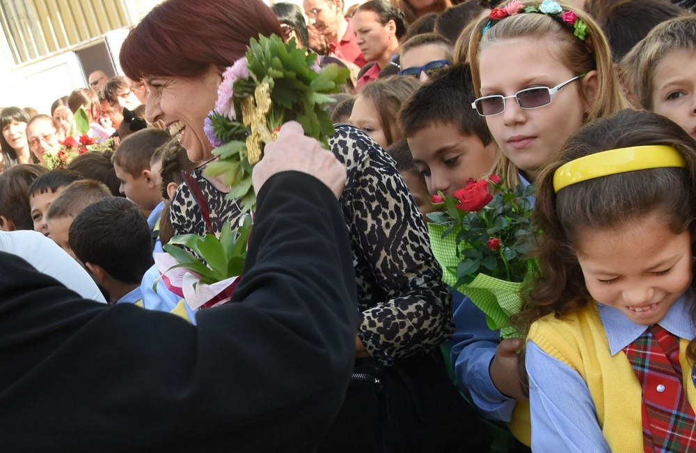 Трепет и вълнения в 60 000 български семейства днес 