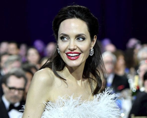  Анджелина Джоли не си губи времето! Актрисата се готви за голяма стъпка в живота си 