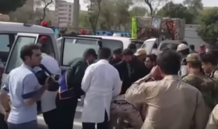 Появи се смразяващо кръвта ВИДЕО 18+ от ужасяващия атентат в Иран