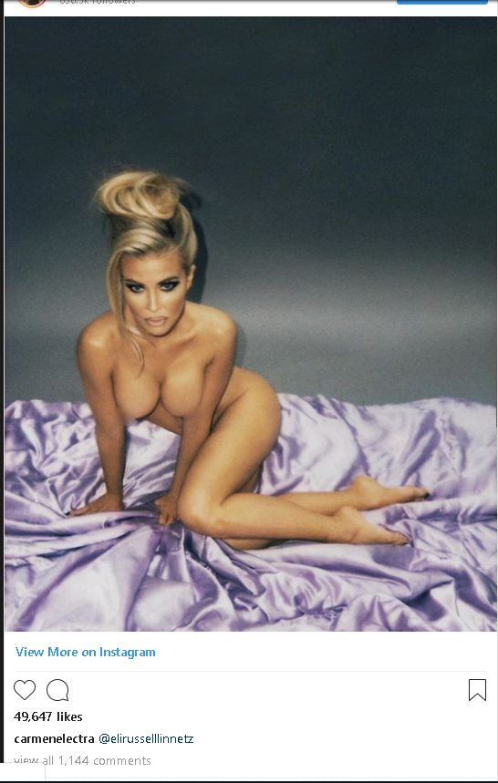Каква жена на 46?! Кармен Електра лъсна чисто гола в спираща дъха фотосесия (СНИМКИ 18+)