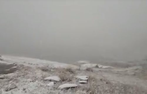 Първи сняг падна в Румъния (ВИДЕО)