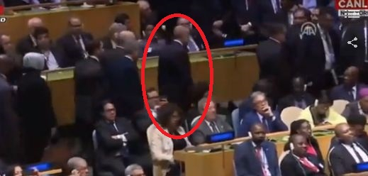 Скандал на заседанието на ООН: Ердоган напусна в мига, в който Тръмп заговори за... (СНИМКИ/ВИДЕО)
