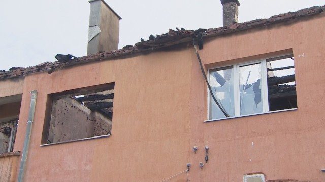 Ето какво ще се случи със семействата, останали без дом след пожара в Божурище