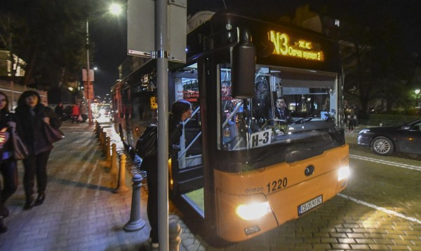 Експериментът "Нощен транспорт" в София: Ето колко билета продадоха