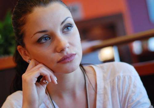 Лукс и охолство: Диляна Попова брои 200 бона за апартамент в лъскав комплекс! (СНИМКИ)