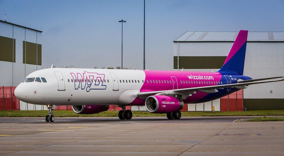 Важна новина за всички, които пътуват с Wizz Air, въвеждат се нови правила за багажа 