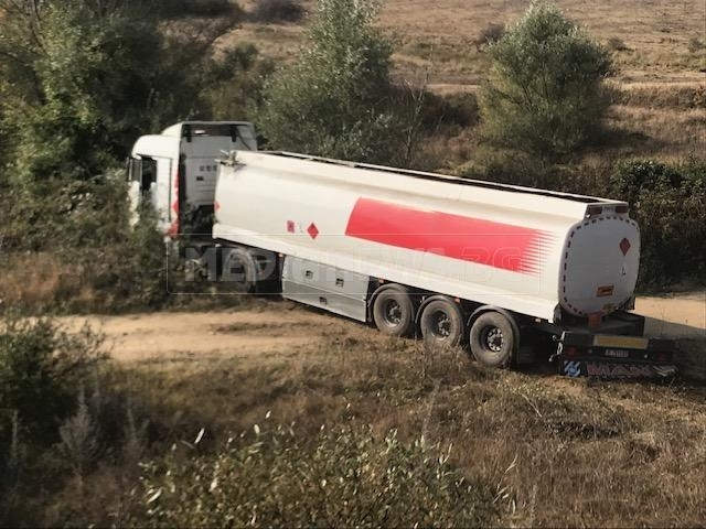 Зрелищна катастрофа с камион на Е-79 (СНИМКИ)