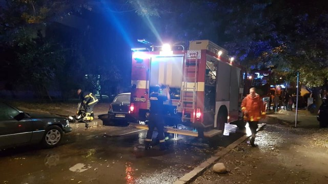 Първи СНИМКИ от огнения кошмар на пъпа на София, стана ясно кой е пострадал 