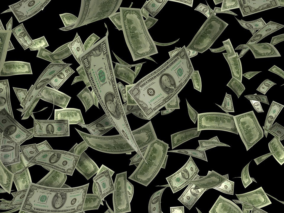  Bloomberg: Американски финансист предрече голям срив на долара много скоро