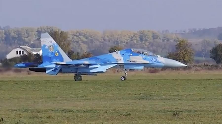 Публикуваха ВИДЕО от последното излитане на разбилия се в Украйна изтребител Су-27