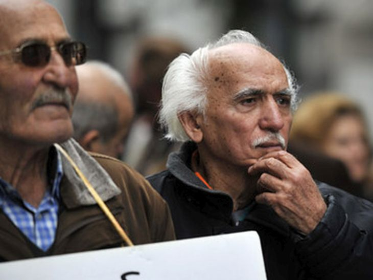 Евростат с шокираща статистика: Всеки трети грък живее в мизерия, само българите по-зле