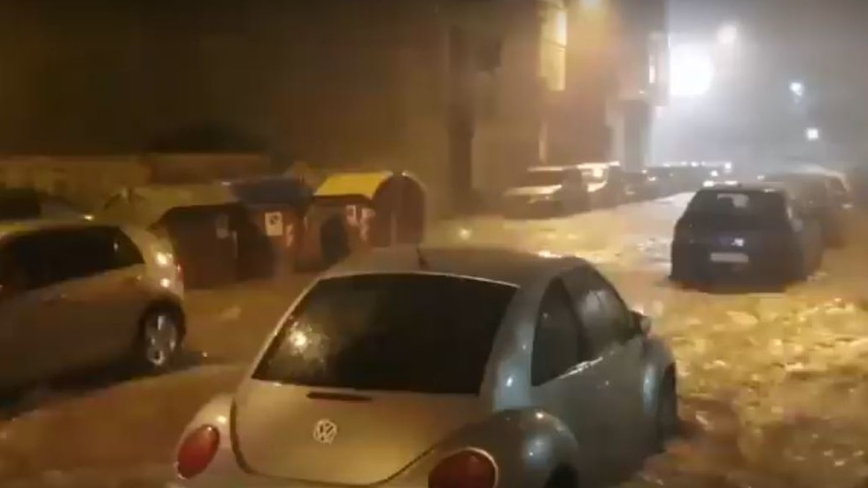 Апокалипсисът в Испания продължава: Серия наводнения удавиха страната (ВИДЕО)