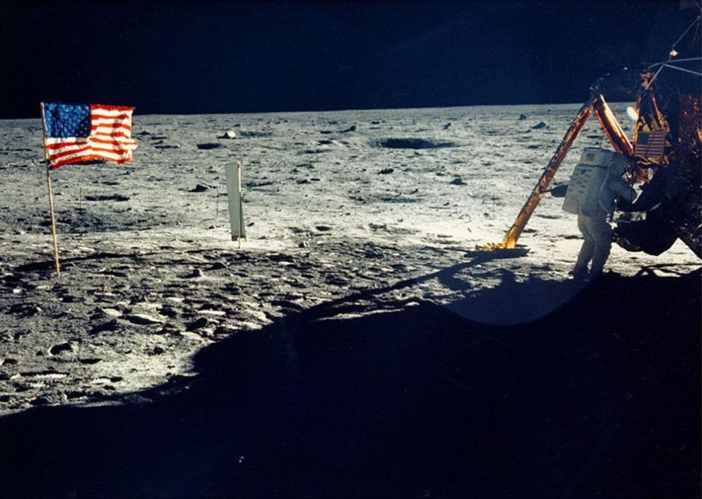САЩ искат Русия да е ключов партньор в изследванията на Луната