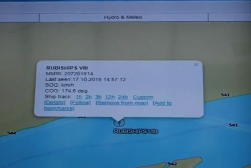 Бедствие: Трета седмица българският кораб "Рубишипс" 8 с екипаж на борда е заседнал край Свищов (ВИДЕО)