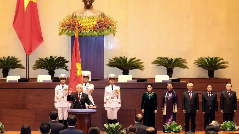 Лидерът на комунистите във Виетнам стана президент на страната