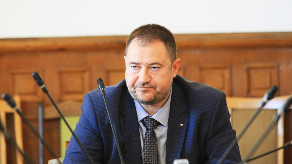 Повдигнаха обвинение на шефа на Държавната агенция за българите в чужбина като лидер на ОПГ