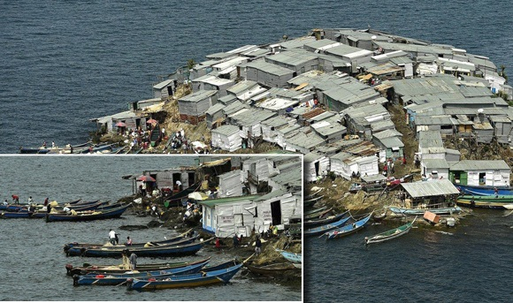 Гъмжило: 2 бардака с проститутки на най-претъпкания остров на света, който е колкото половин футболно игрище! 