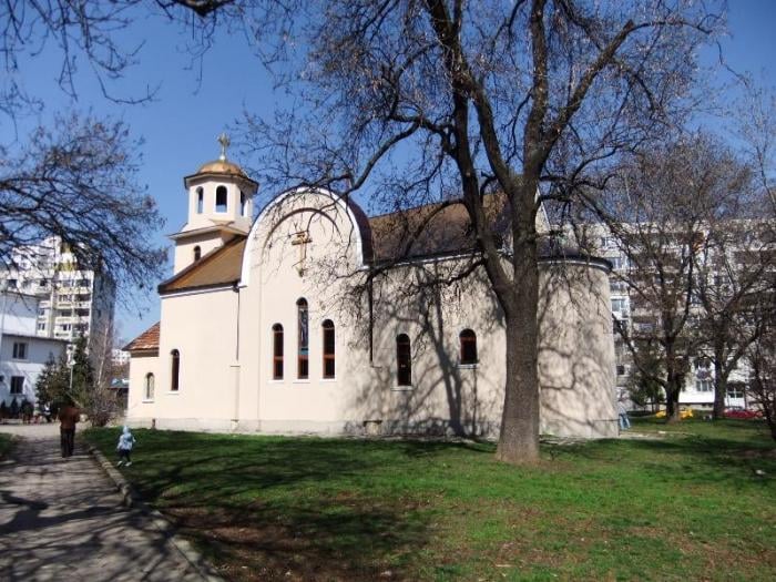 До къде се докарахме: 10-и път обират черква в София