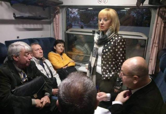 Антон Тодоров: Влаковата „одисея” на Мая Манолова нагласена – „случаен” пътник се оказа петролен бос