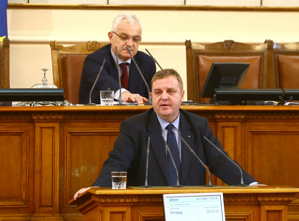 Каракачанов: Не може да има циганска държава в България през 21 век!