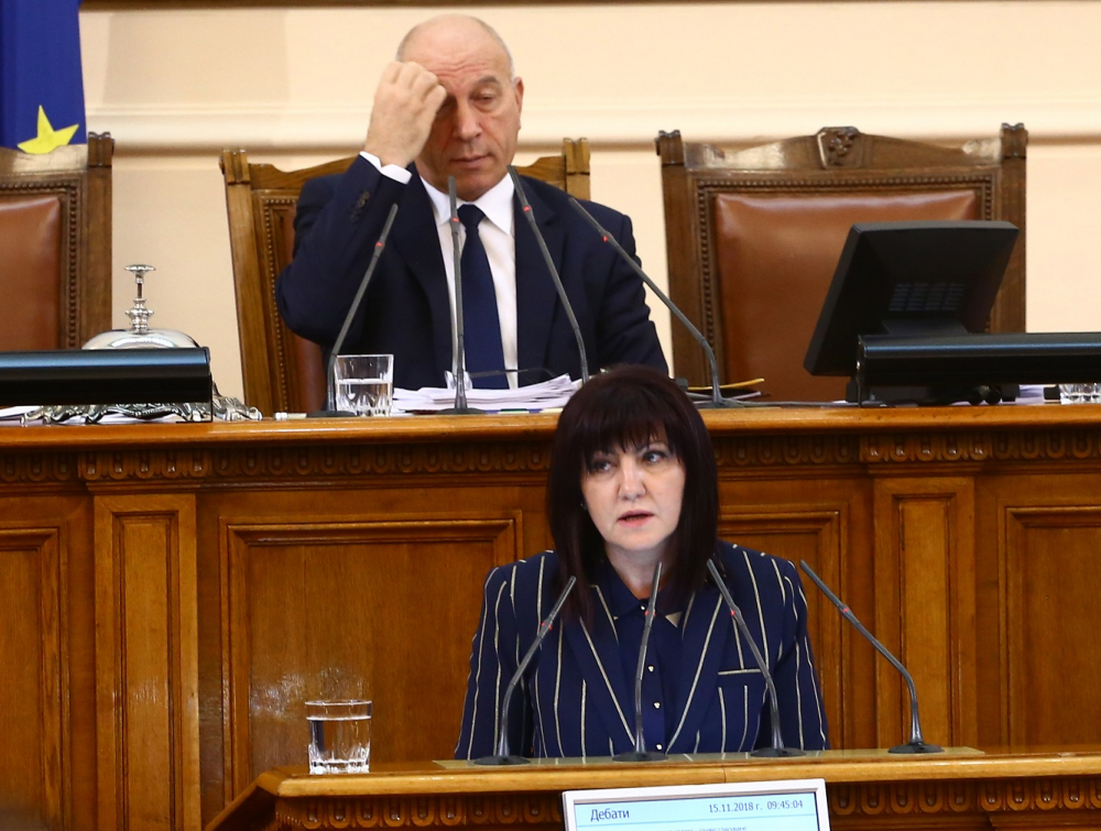 Цвета Караянчева: Изразяваме пълна подкрепа за суверенитета и териториалната цялост на Грузия