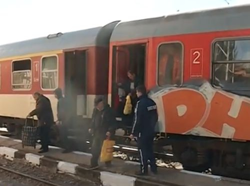 Нови шокиращи разкрития за циганите-убийци от кървавия влак край Вакарел: Запринка се оказа маман, а Красимир - просяк!